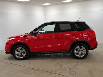 Used Suzuki Vitara 2017 for sale - 77304399: Photo