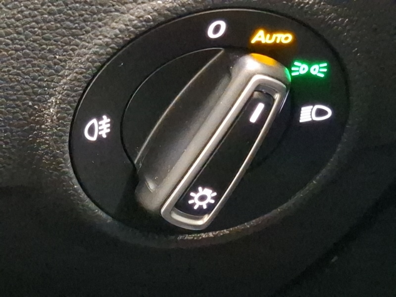 Used Volkswagen T-Roc 2019 for sale - 76822408: Photo 18