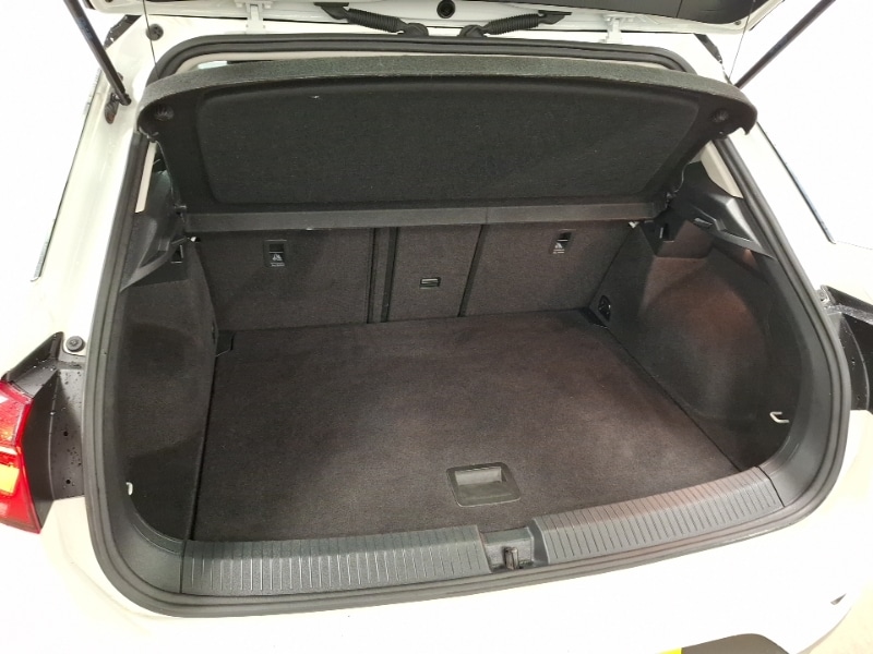 Used Volkswagen T-Roc 2019 for sale - 76822408: Photo 8