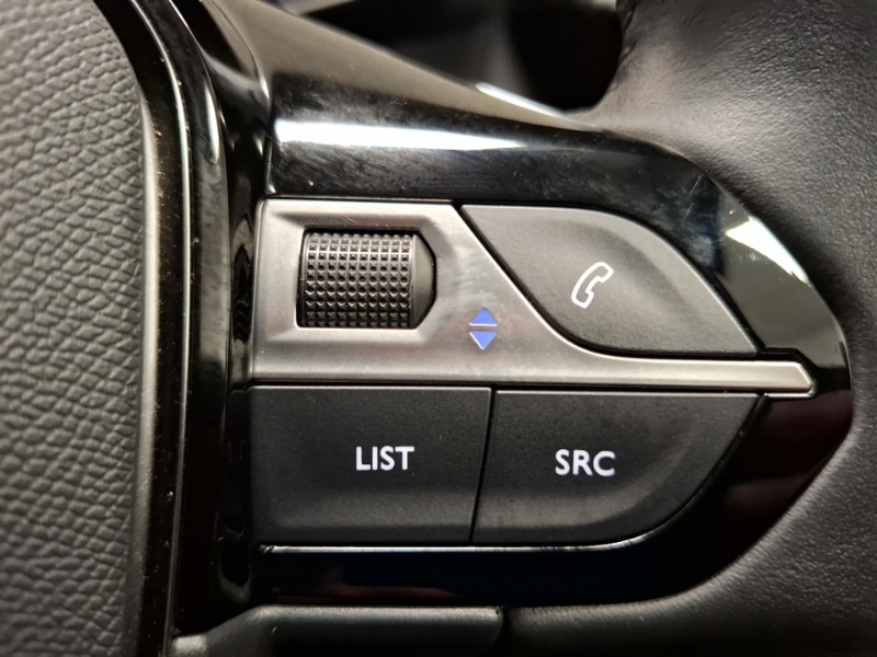 Used Peugeot 2008 2021 for sale - 77324991: Photo 13