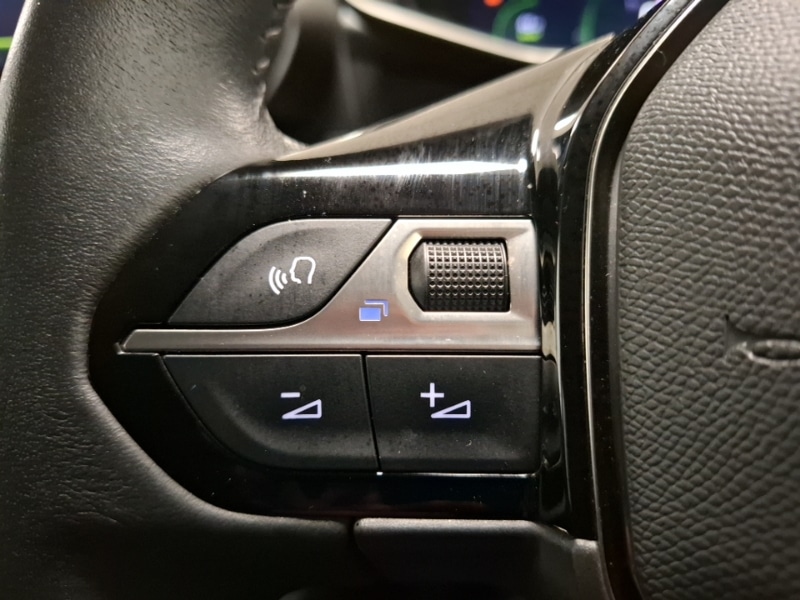 Used Peugeot 2008 2021 for sale - 77324991: Photo 14