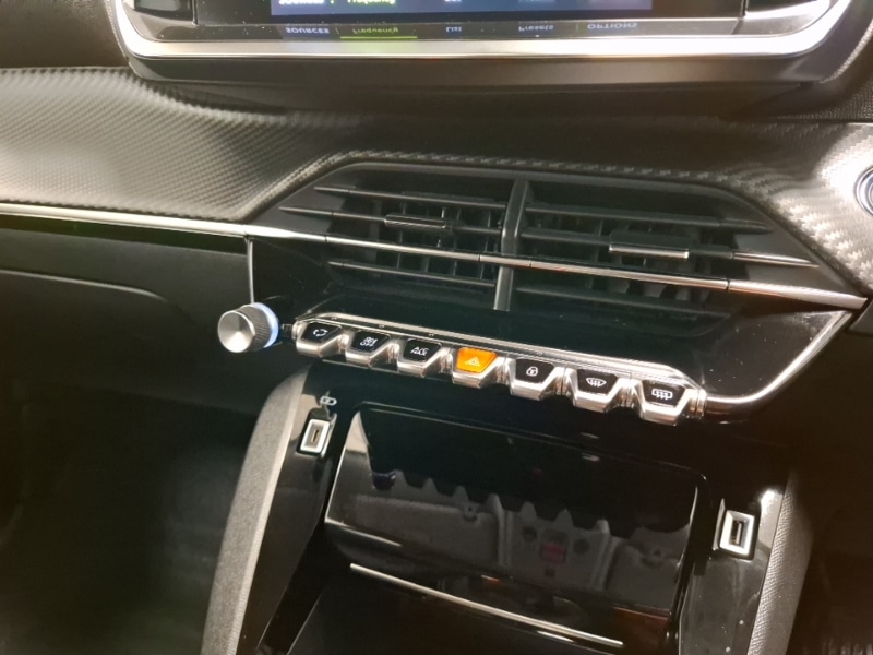 Used Peugeot 2008 2021 for sale - 77324991: Photo 17