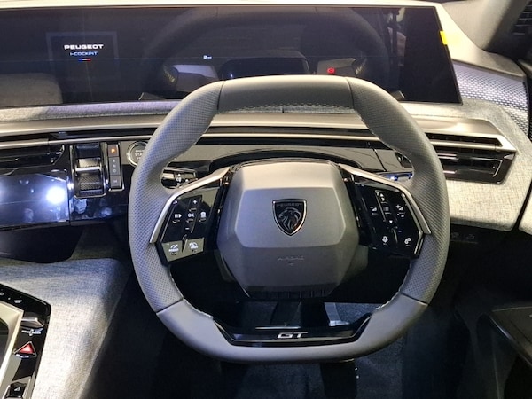 Used Peugeot 5008 2025 for sale - 76054287: Photo 7