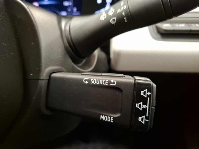 Used Renault Clio 2023 for sale - 77767404: Photo 15