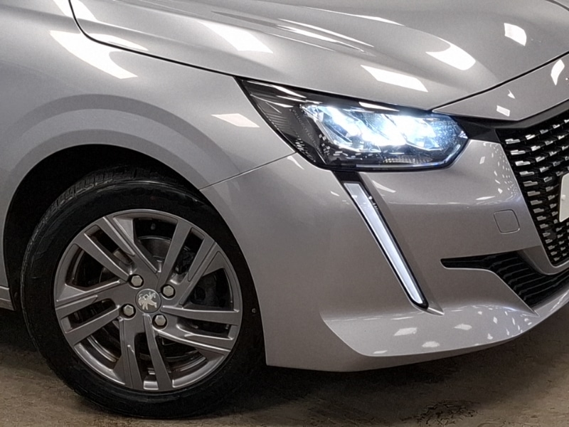 Used Peugeot 208 2021 for sale - 76129996: Photo 9