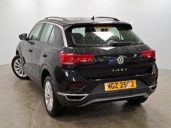 Used Volkswagen T-Roc 2019 for sale - 76188174: Photo 3
