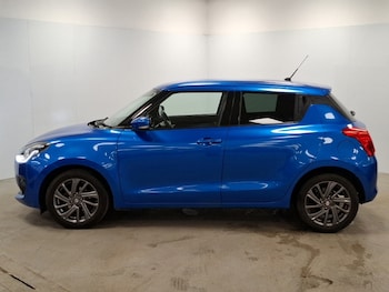 Used Suzuki Swift 2021 for sale - 77922592: Photo