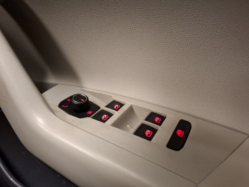 Used Volkswagen Polo 2018 for sale - 77509300: Photo 12