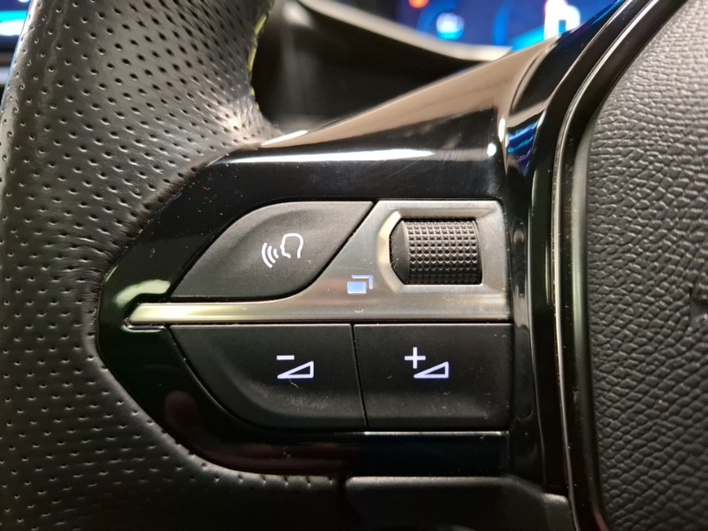 Used Peugeot 2008 2021 for sale - 77596529: Photo 14