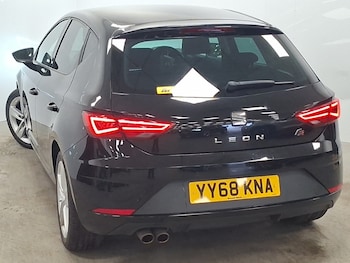 Used SEAT Leon 2018 for sale - 79332897: Photo