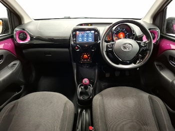 Used Toyota AYGO 2019 for sale - 76651601: Photo