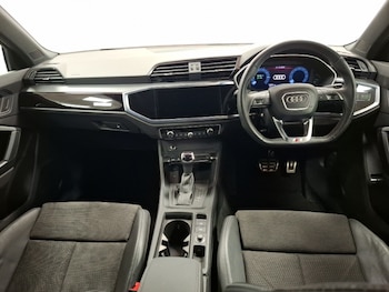 Used Audi Q3 2022 for sale - 77169358: Photo