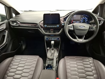 Used Ford Fiesta 2019 for sale - 76301804: Photo 2