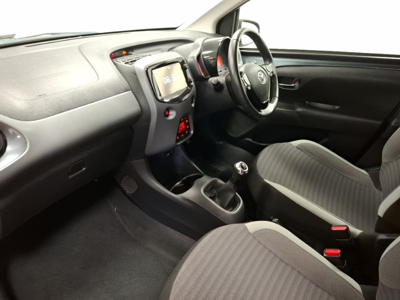 Used Toyota AYGO 2018 for sale - 76556516: Photo 5