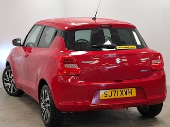 Used Suzuki Swift 2021 for sale - 78642791: Photo