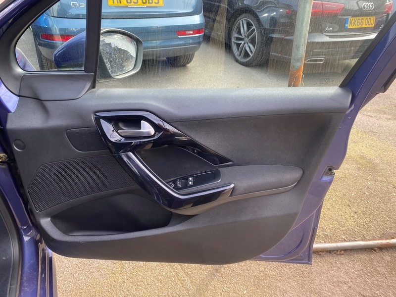 Used Peugeot 208 2015 for sale - 77981724: Photo 15