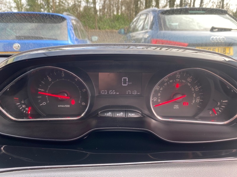 Used Peugeot 208 2015 for sale - 77981724: Photo 7