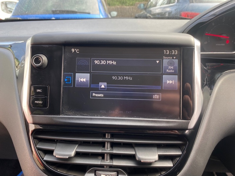 Used Peugeot 208 2015 for sale - 77981724: Photo 9