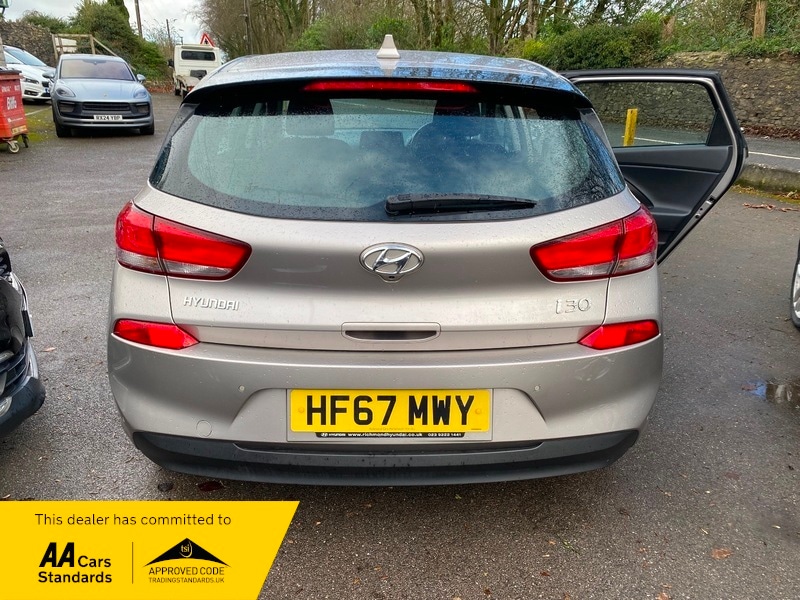 Used Hyundai i30 2018 for sale - 77395011: Photo 5
