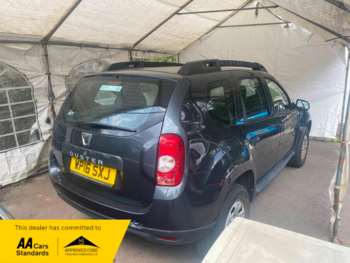 Used Dacia Duster 2016 for sale - 74893235: Photo