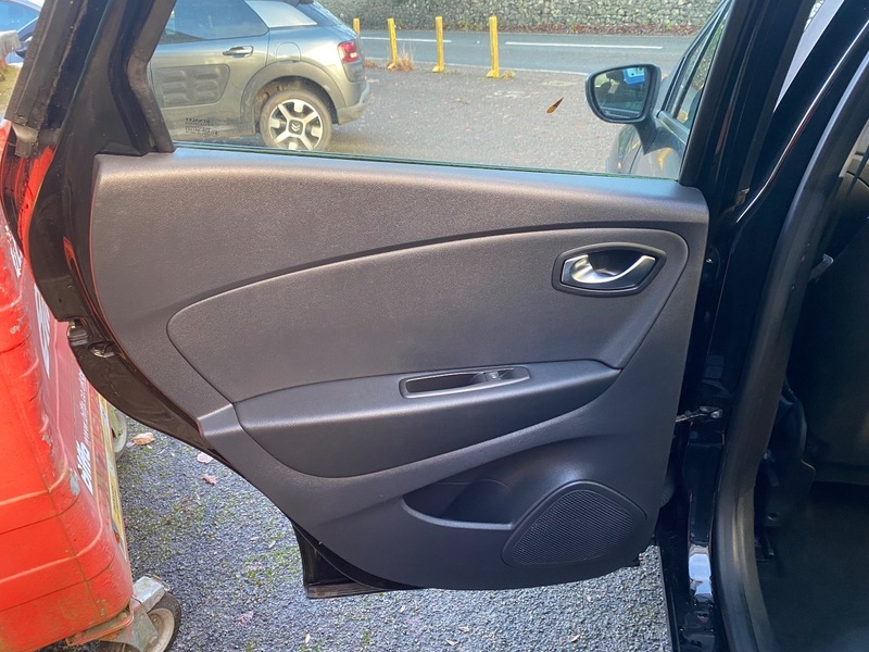 Used Renault Captur 2017 for sale - 76093096: Photo 18