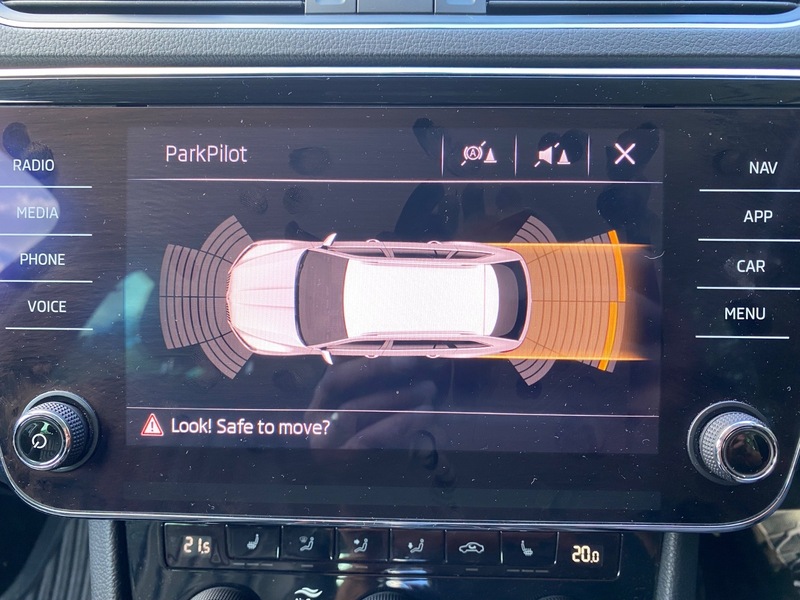 Used Skoda Superb 2019 for sale - 76236366: Photo 11