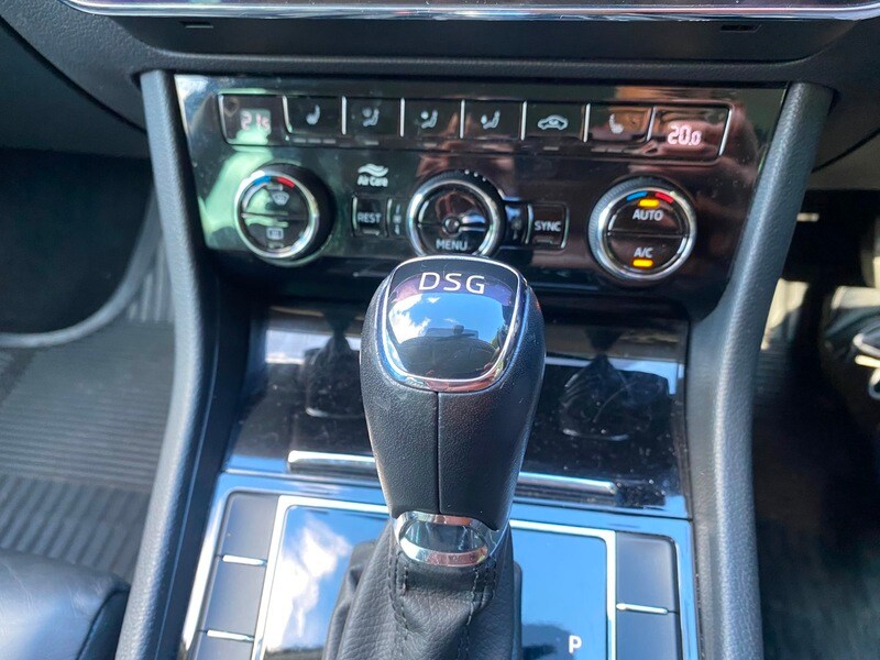 Used Skoda Superb 2019 for sale - 76236366: Photo 14