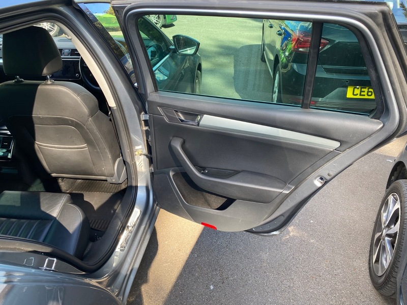 Used Skoda Superb 2019 for sale - 76236366: Photo 31