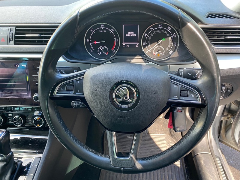 Used Skoda Superb 2019 for sale - 76236366: Photo 7