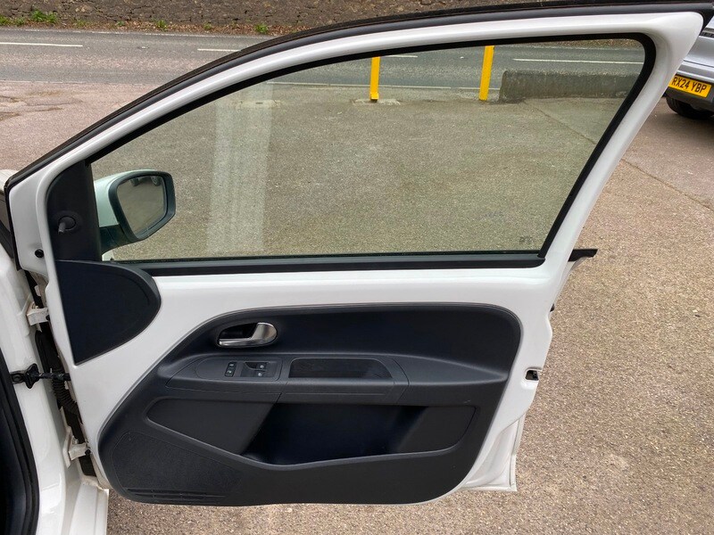 Used Volkswagen up! 2015 for sale - 78111547: Photo 16
