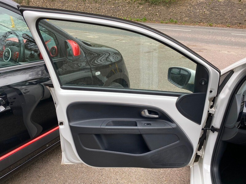 Used Volkswagen up! 2015 for sale - 78111547: Photo 17