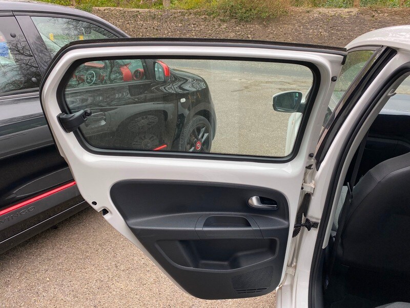 Used Volkswagen up! 2015 for sale - 78111547: Photo 21