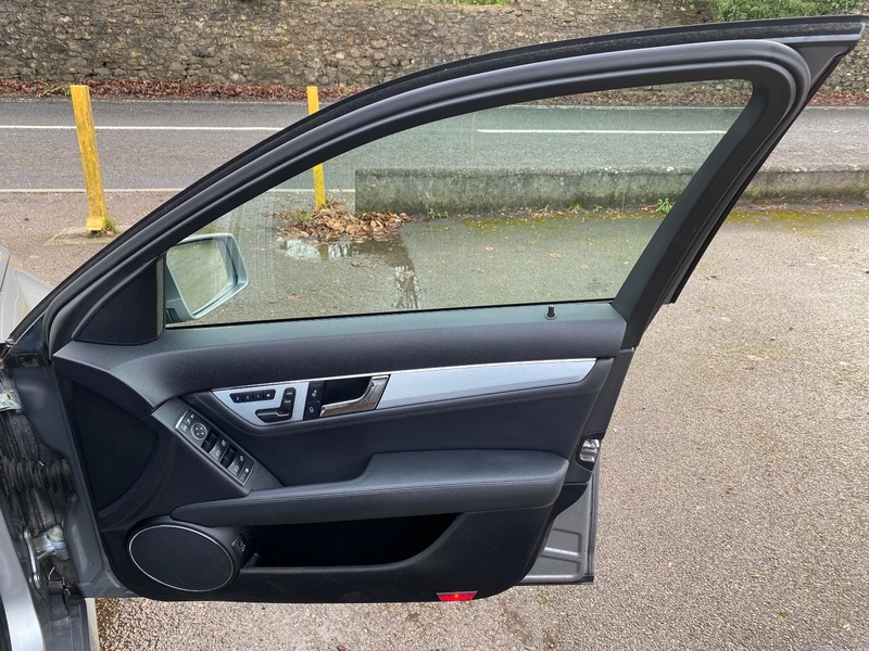 Used Mercedes-Benz C Class 2010 for sale - 77494422: Photo 20