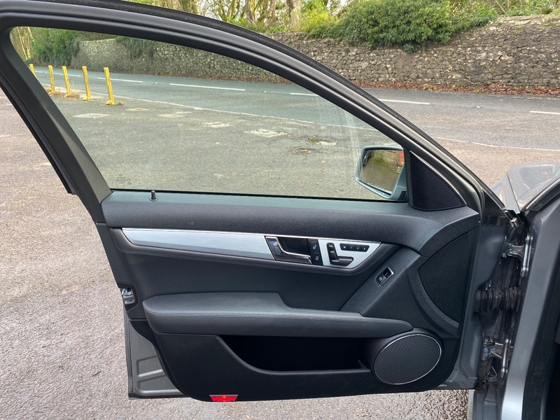 Used Mercedes-Benz C Class 2010 for sale - 77494422: Photo 24