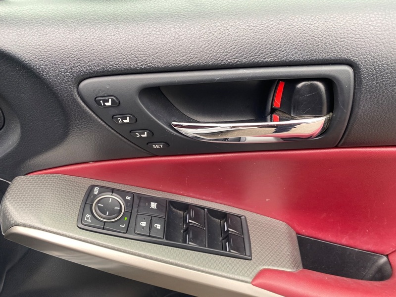 Used Lexus IS 2015 for sale - 76081507: Photo 13