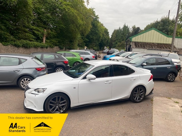 Used Lexus IS 2015 for sale - 76081507: Photo 1