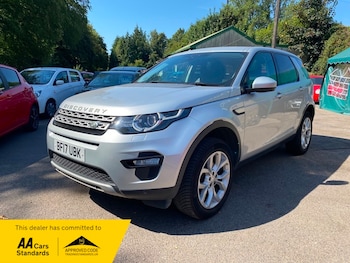 Used Land Rover Discovery Sport 2017 for sale - 79543672: Photo