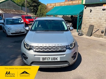 Used Land Rover Discovery Sport 2017 for sale - 79543672: Photo
