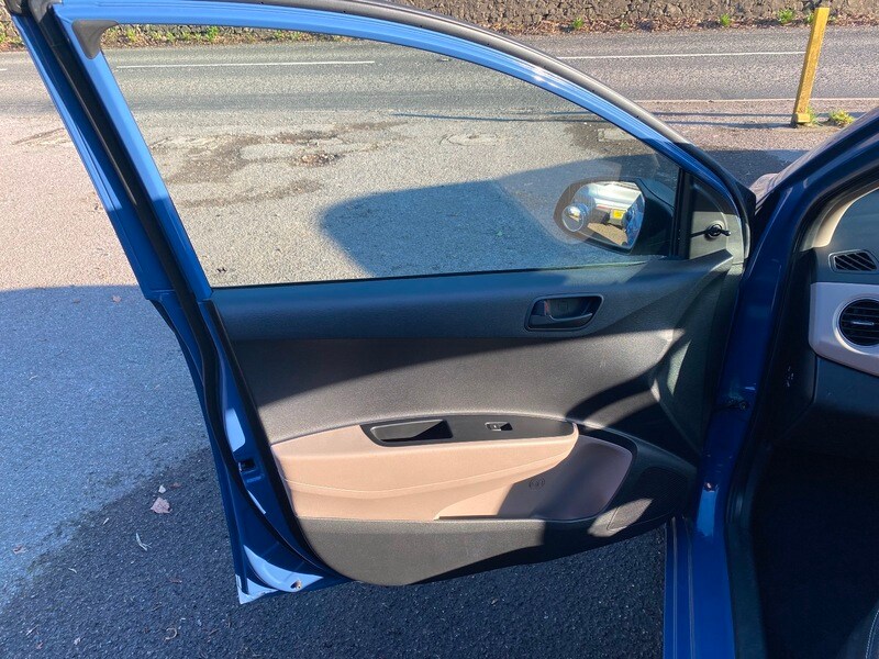 Used Hyundai i10 2016 for sale - 77766056: Photo 15