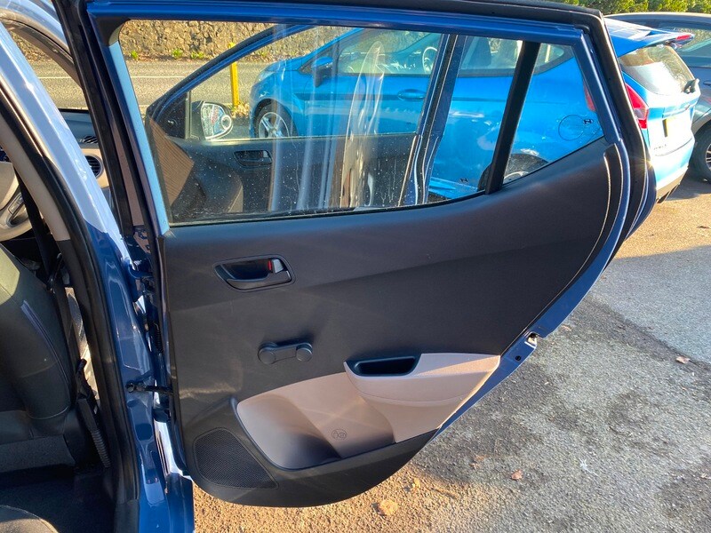 Used Hyundai i10 2016 for sale - 77766056: Photo 17