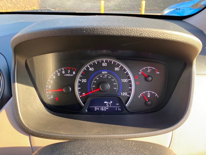 Used Hyundai i10 2016 for sale - 77766056: Photo 6