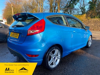 Used Ford Fiesta 2010 for sale - 77668151: Photo