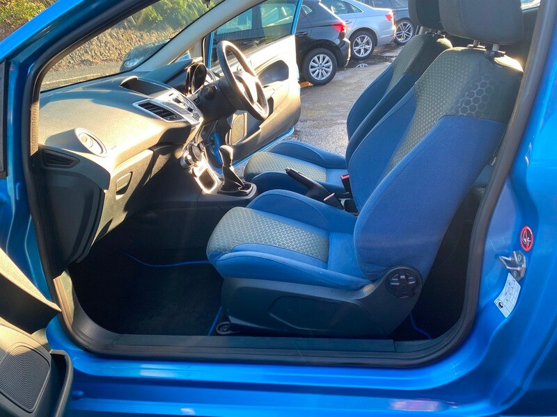 Used Ford Fiesta 2010 for sale - 77668151: Photo 20