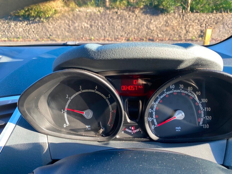 Used Ford Fiesta 2010 for sale - 77668151: Photo 21