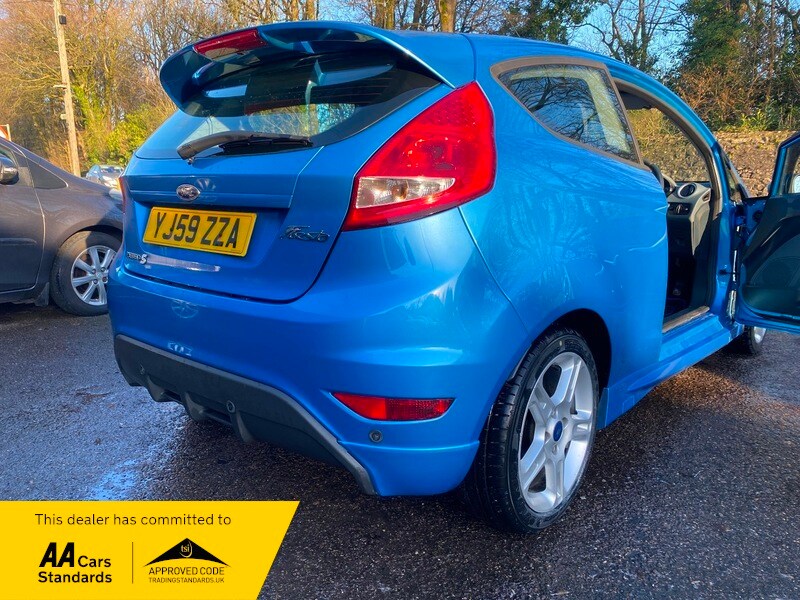 Used Ford Fiesta 2010 for sale - 77668151: Photo 7