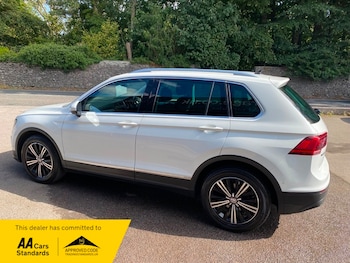 Used Volkswagen Tiguan 2017 for sale - 75676296: Photo