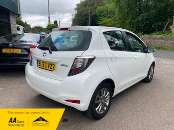 Used Toyota Yaris 2014 for sale - 79090724: Photo