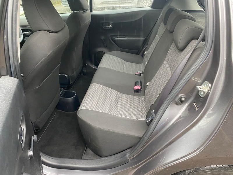 Used Toyota Yaris 2013 for sale - 77655917: Photo 20