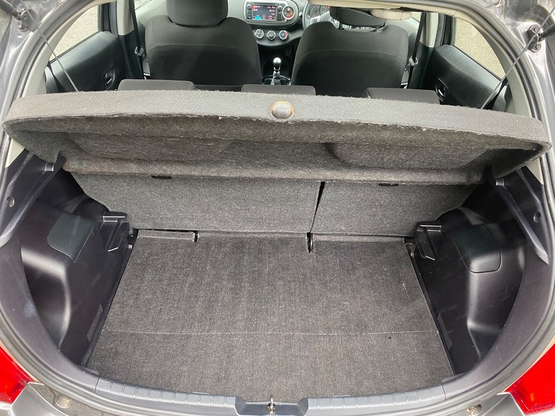 Used Toyota Yaris 2013 for sale - 77655917: Photo 25