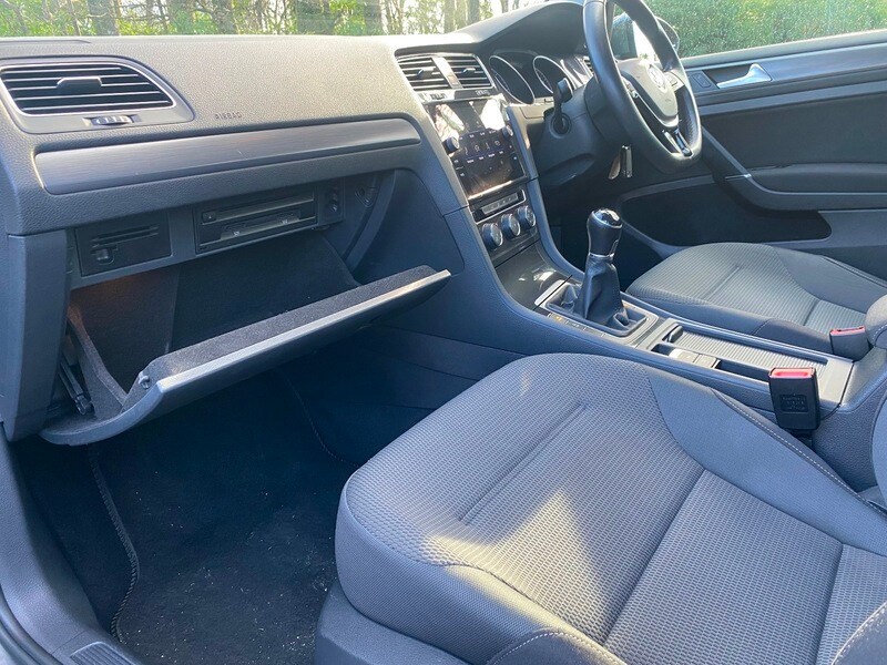 Used Volkswagen Golf 2018 for sale - 77370405: Photo 18